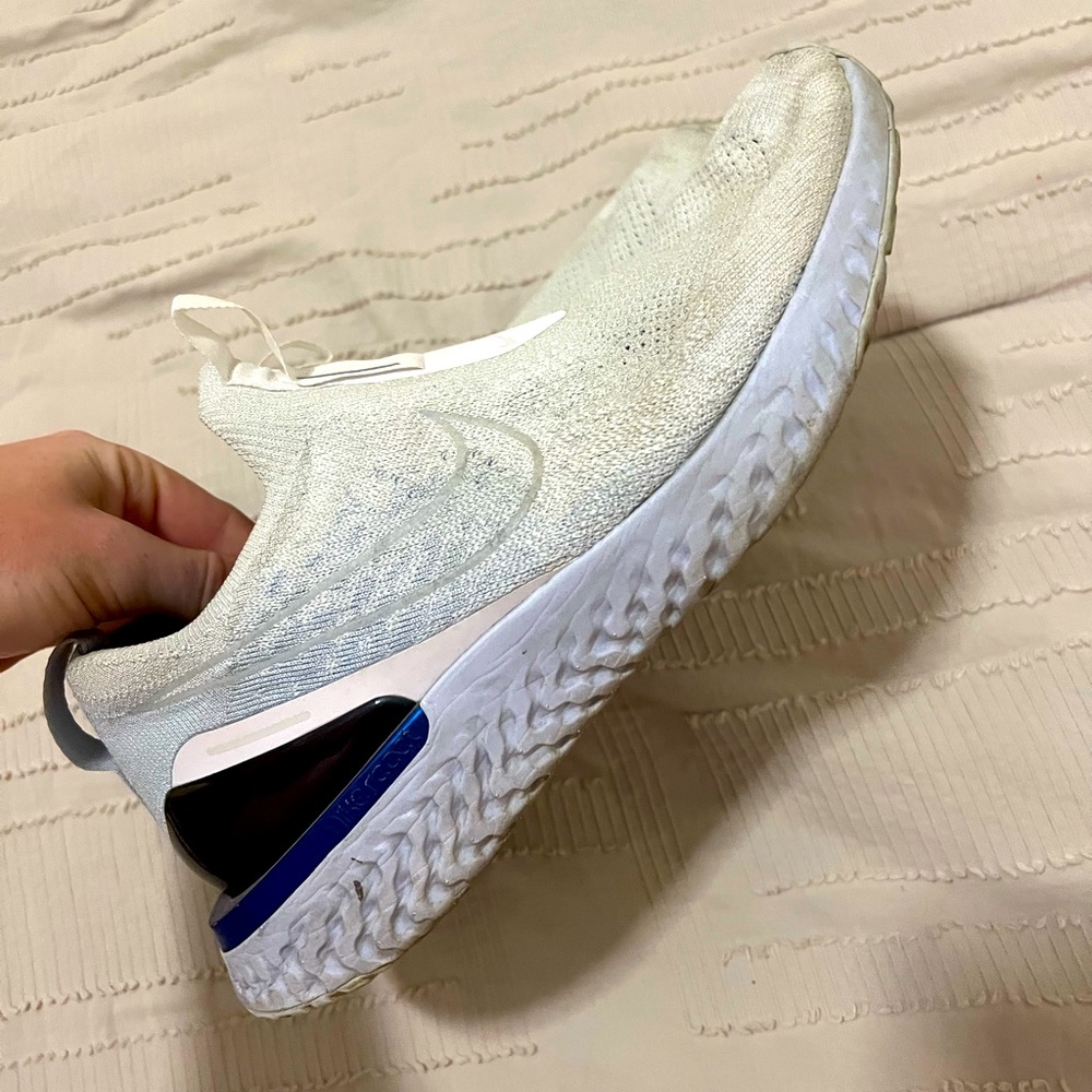 Nike Epic React flyknit Mens Tennis Shoes size 8, W 9.5